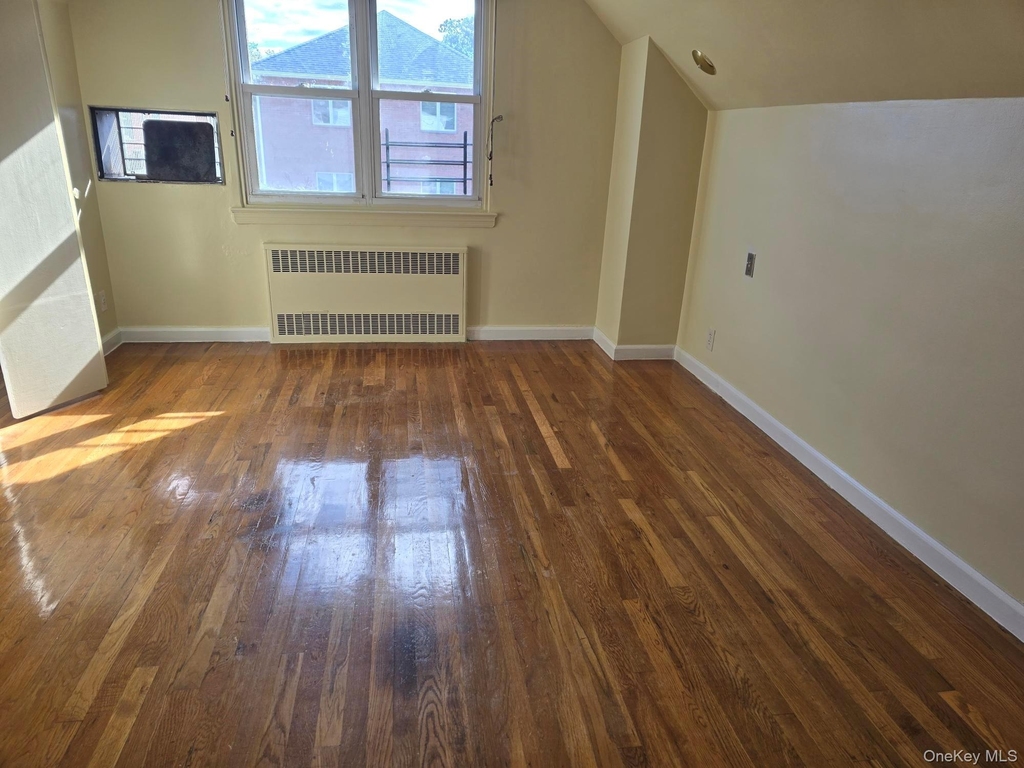 150-00 27 Avenue - Photo 5