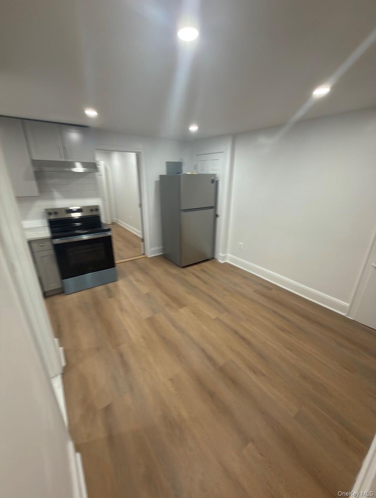50-14 42nd Street - Photo 15