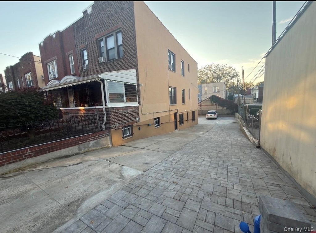 50-14 42nd Street - Photo 19