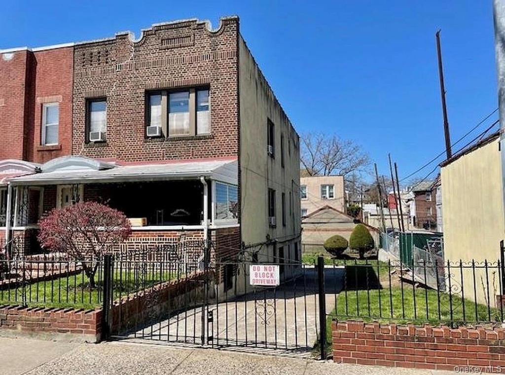 50-14 42nd Street - Photo 0