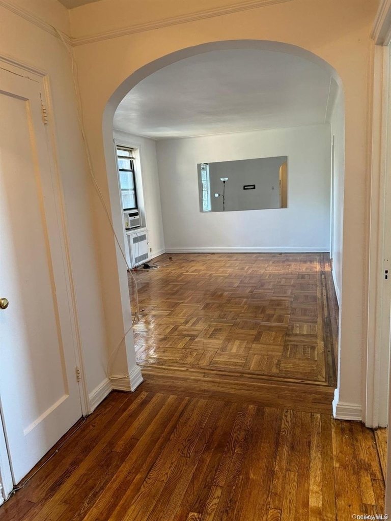 83-80 118th Street - Photo 4