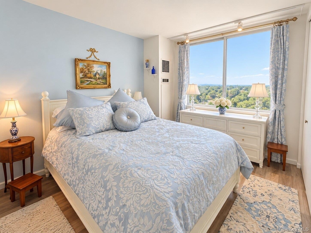 26910 Grand Central Parkway - Photo 8