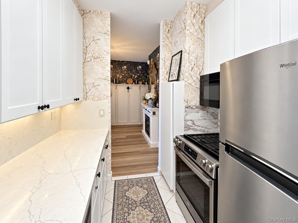 26910 Grand Central Parkway - Photo 5