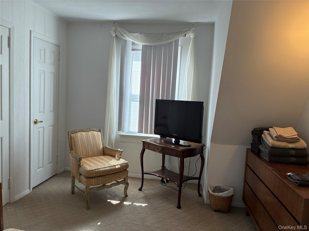 54 Erie Avenue - Photo 33