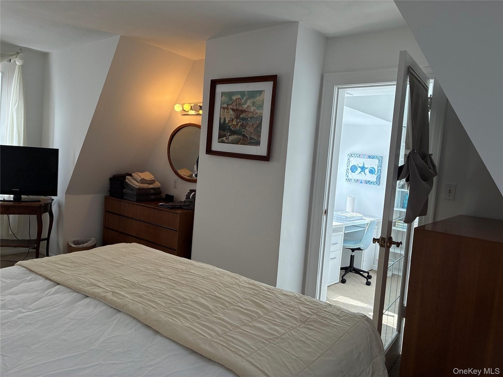 54 Erie Avenue - Photo 32