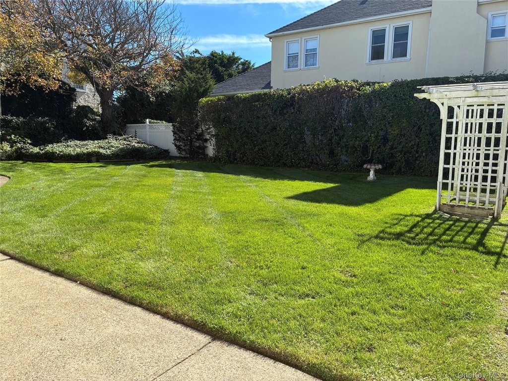 54 Erie Avenue - Photo 40