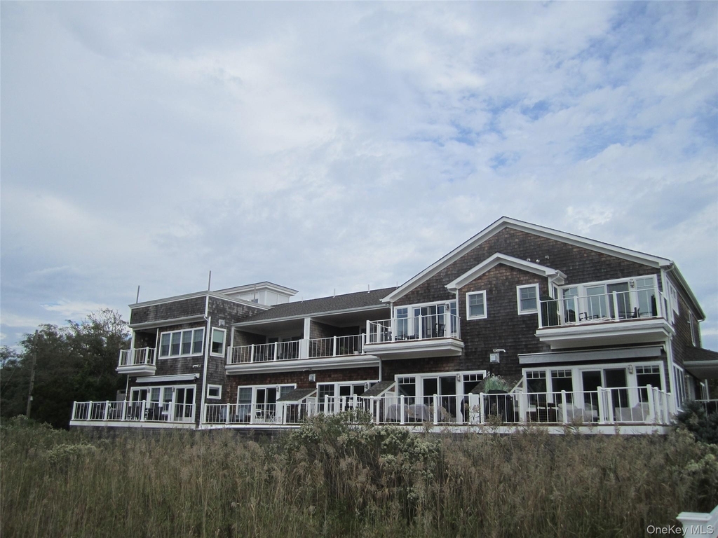 68 Foster Avenue - Photo 17