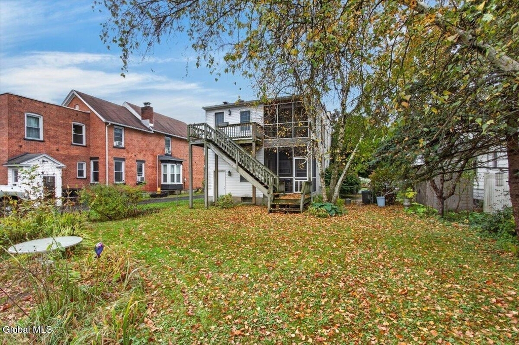 1011 24th Street - Photo 32