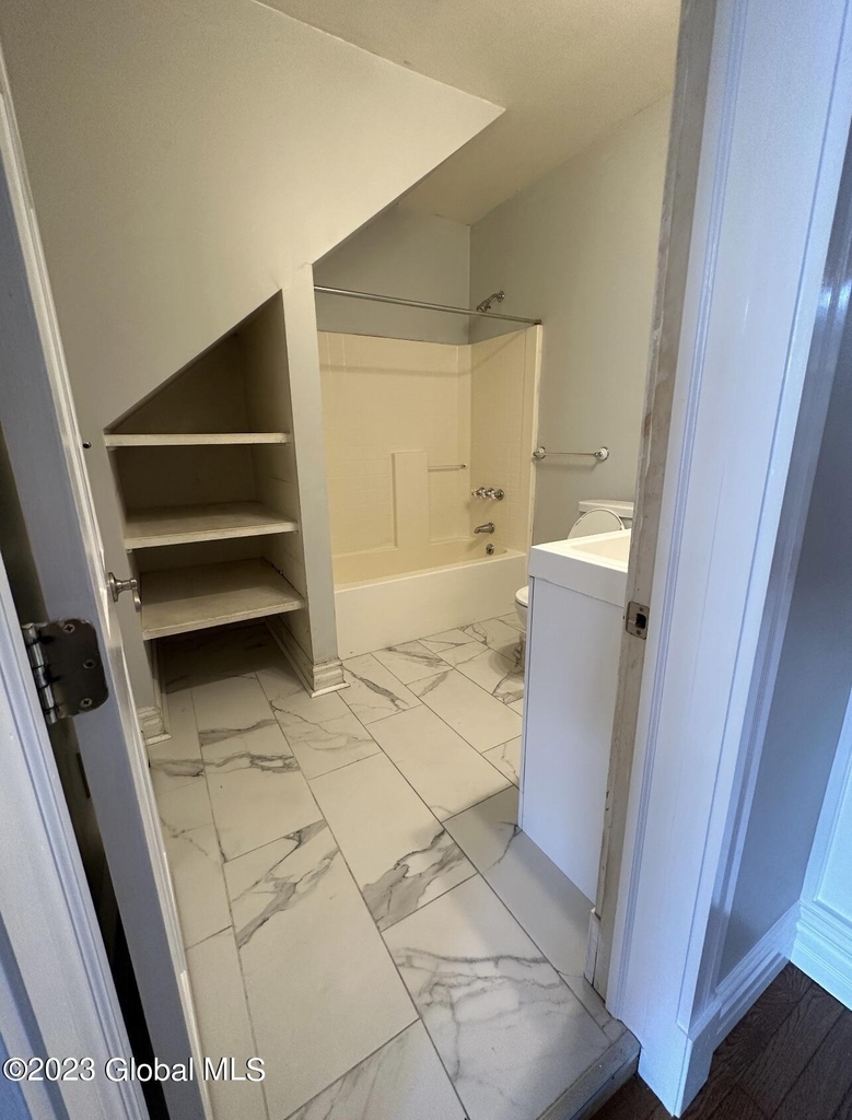 251 Liberty Street - Photo 9