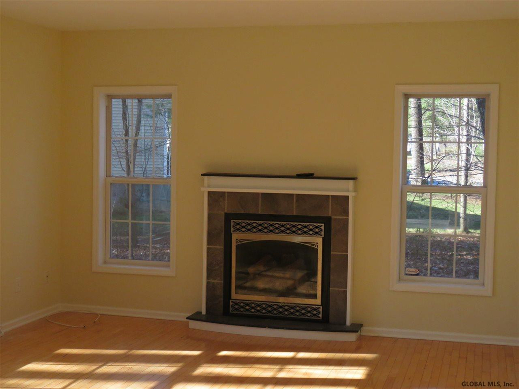 656 Stark Terrace - Photo 2