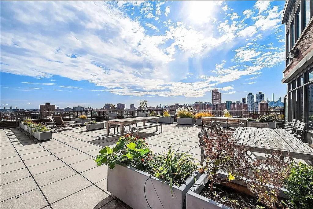 1485 5th Avenue - Photo 15