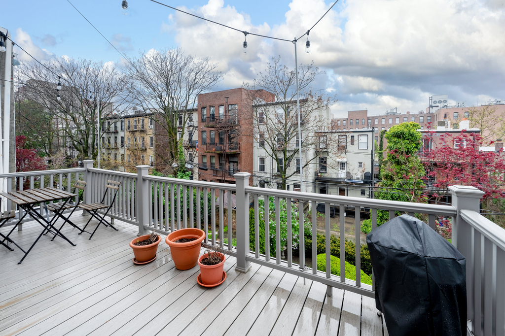 12 Cheever Place - Photo 2