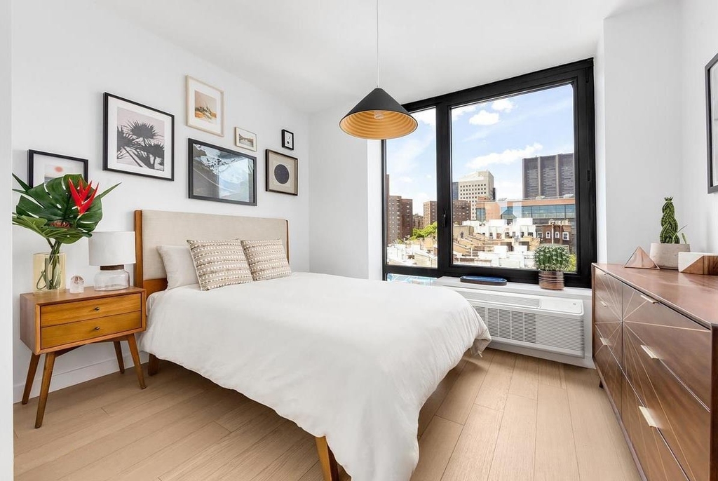 1790 3rd Avenue - Photo 4