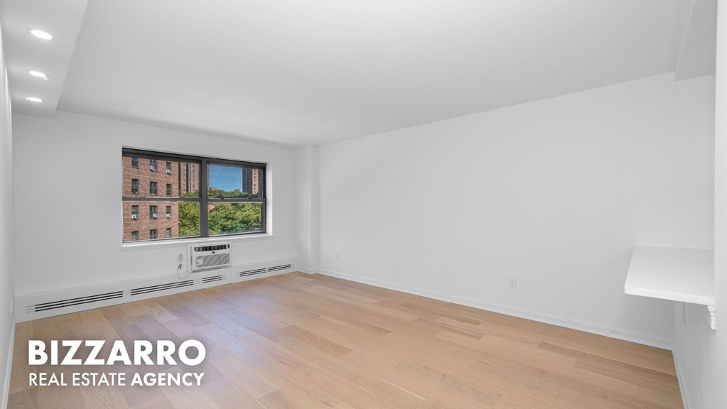 1330 Fifth Avenue - Photo 2