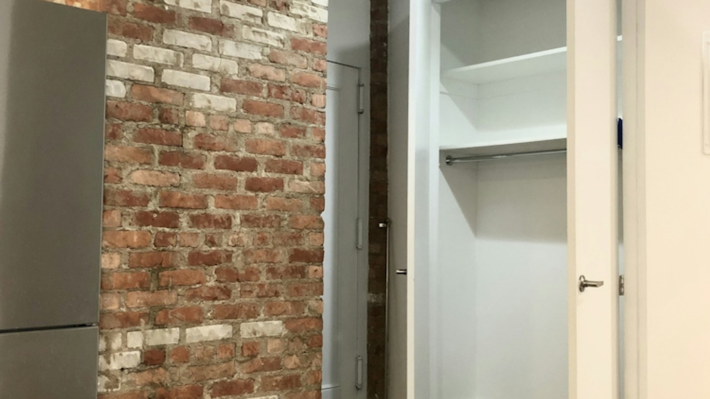 410 Eastern Pkwy 11225 - Photo 7