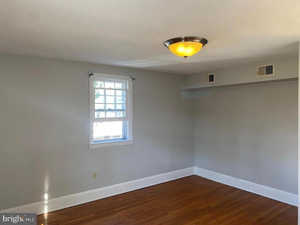 47 S Cameron Street - Photo 9