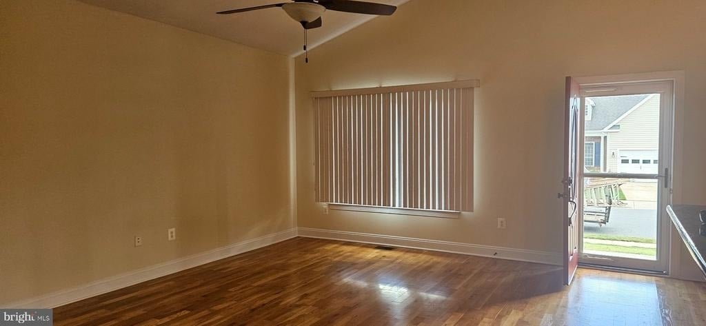 147 Settlers Way - Photo 4