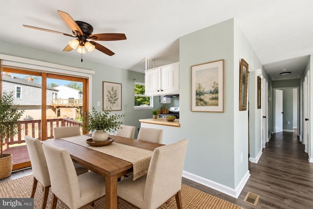 5625 Roundtree Drive - Photo 10