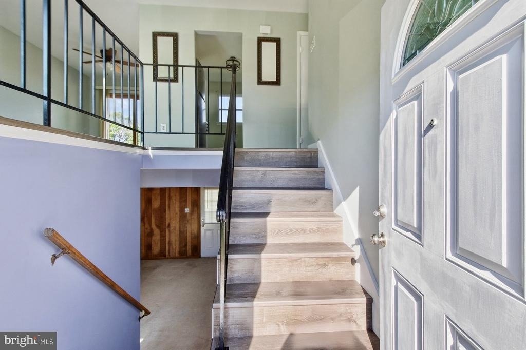 5625 Roundtree Drive - Photo 4