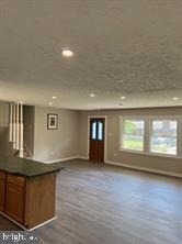 902 W Poplar Road - Photo 2