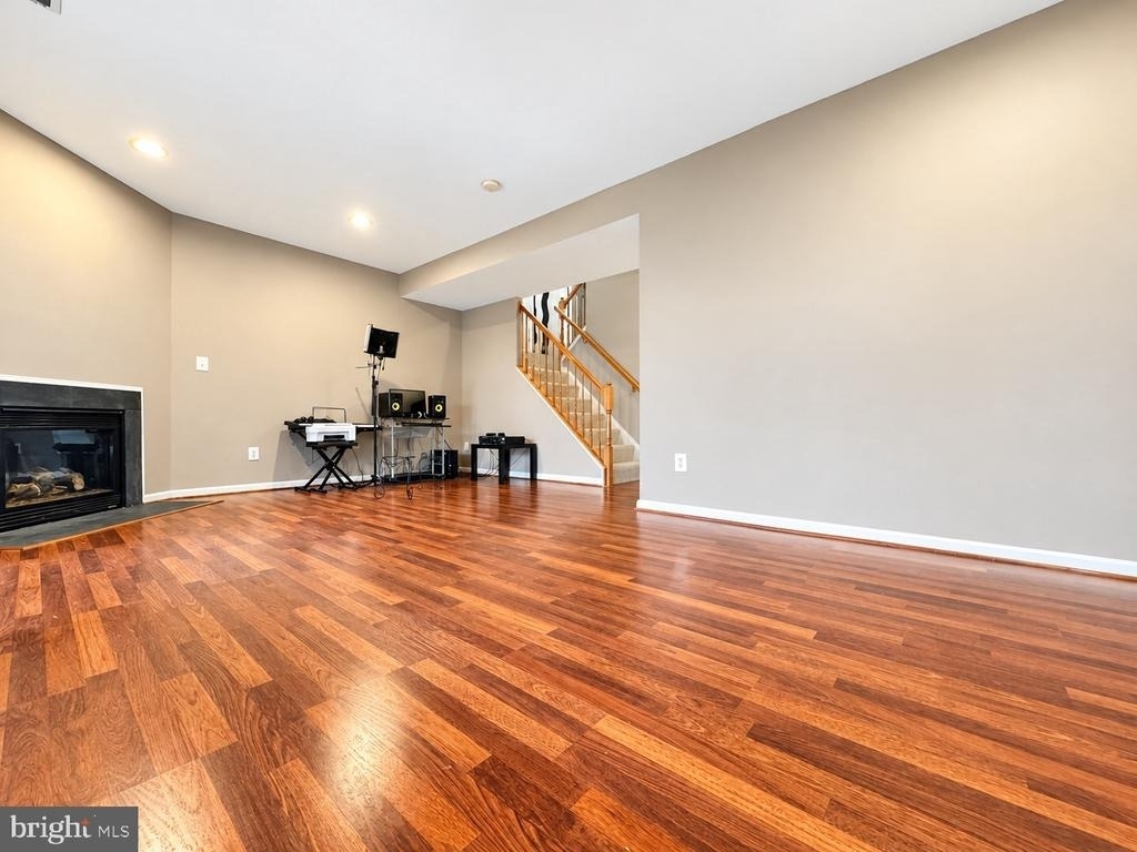 42688 Rolling Rock Square - Photo 24