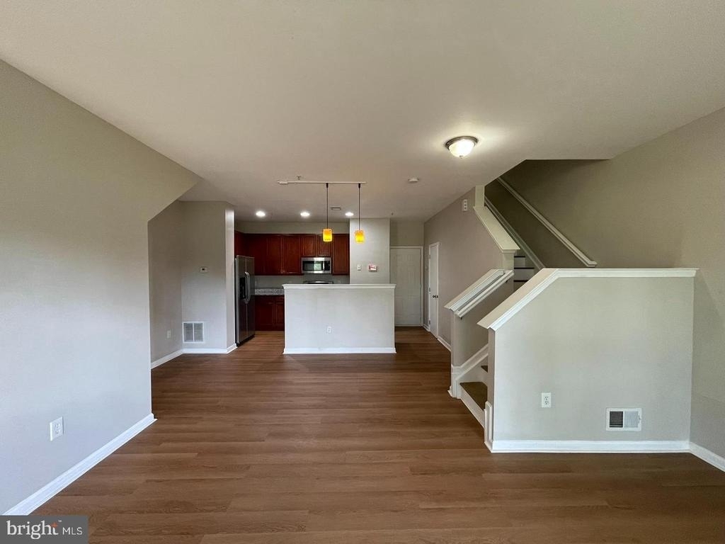 42301 Onyx Terrace - Photo 4