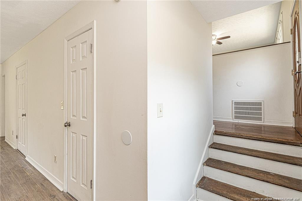 1120 Leslie Drive - Photo 18