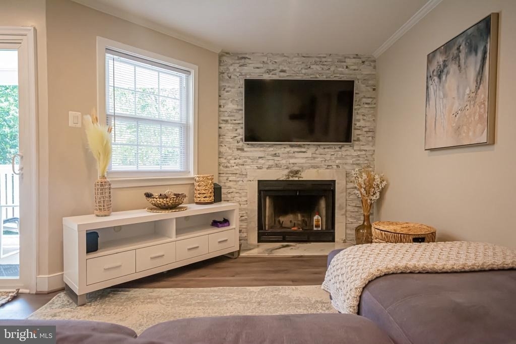 1504 Lincoln Way - Photo 6