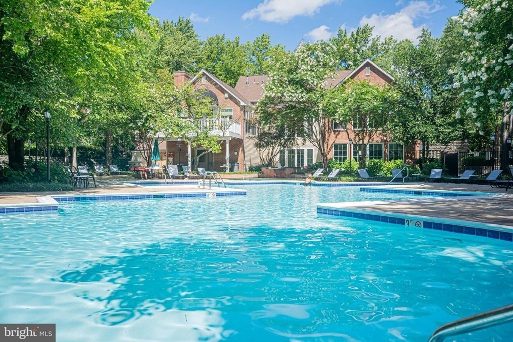 1504 Lincoln Way - Photo 24