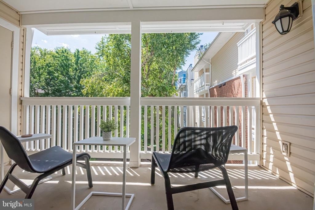 1504 Lincoln Way - Photo 16