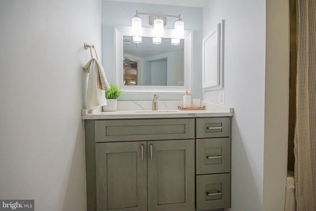 1504 Lincoln Way - Photo 12