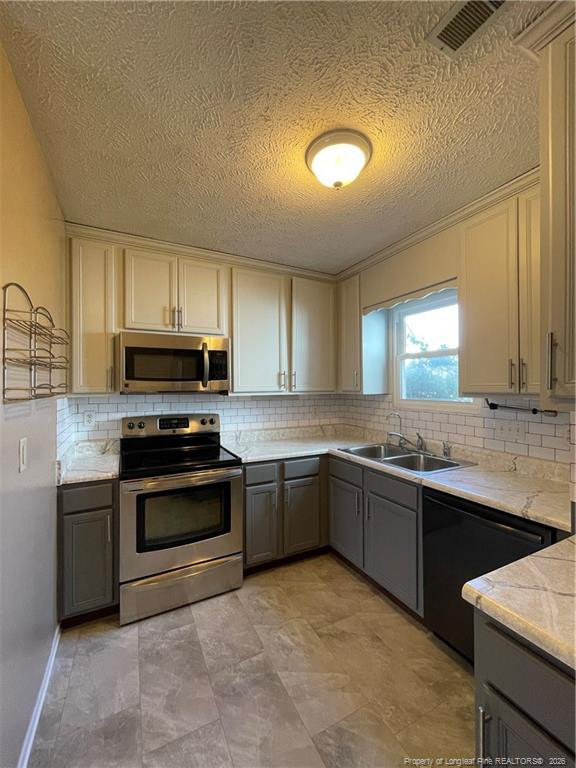 6383 Hawfield Drive - Photo 7