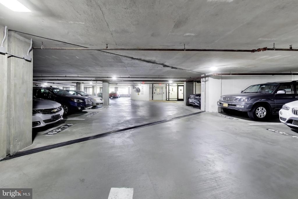 2451 Midtown Avenue - Photo 13