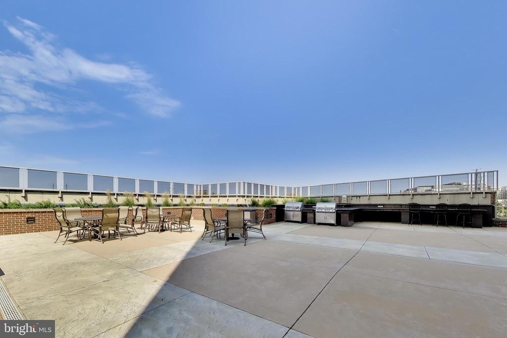2451 Midtown Avenue - Photo 26