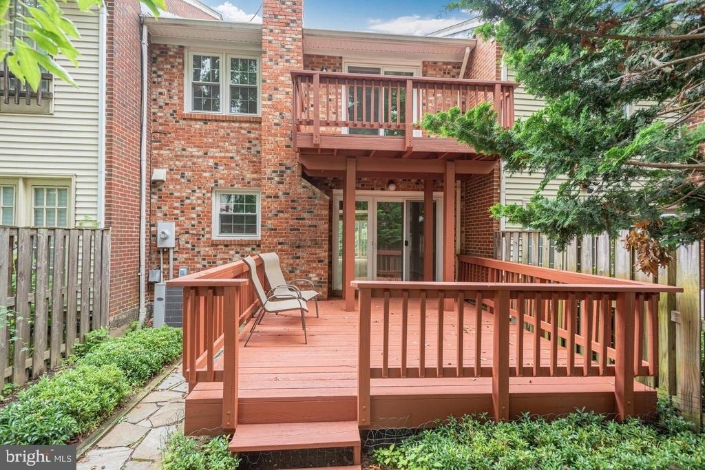 8575 Raglan Road - Photo 29