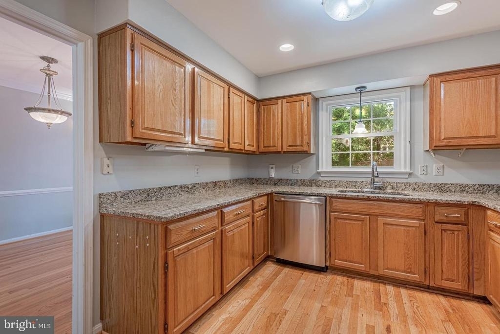 8575 Raglan Road - Photo 5