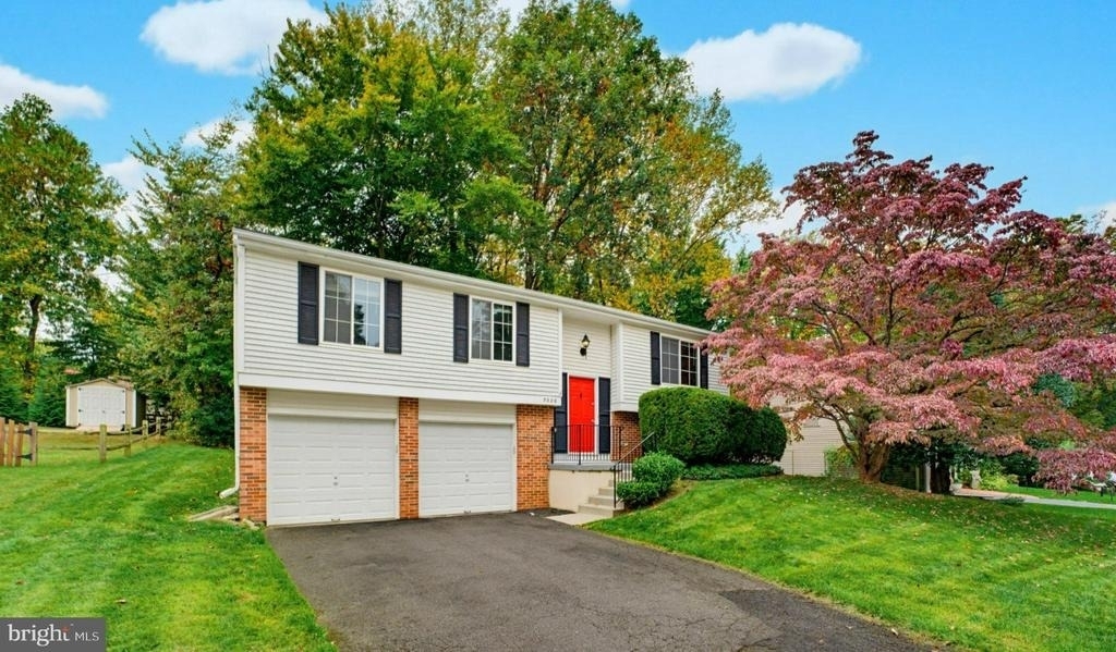5906 Oak Leather Drive - Photo 0
