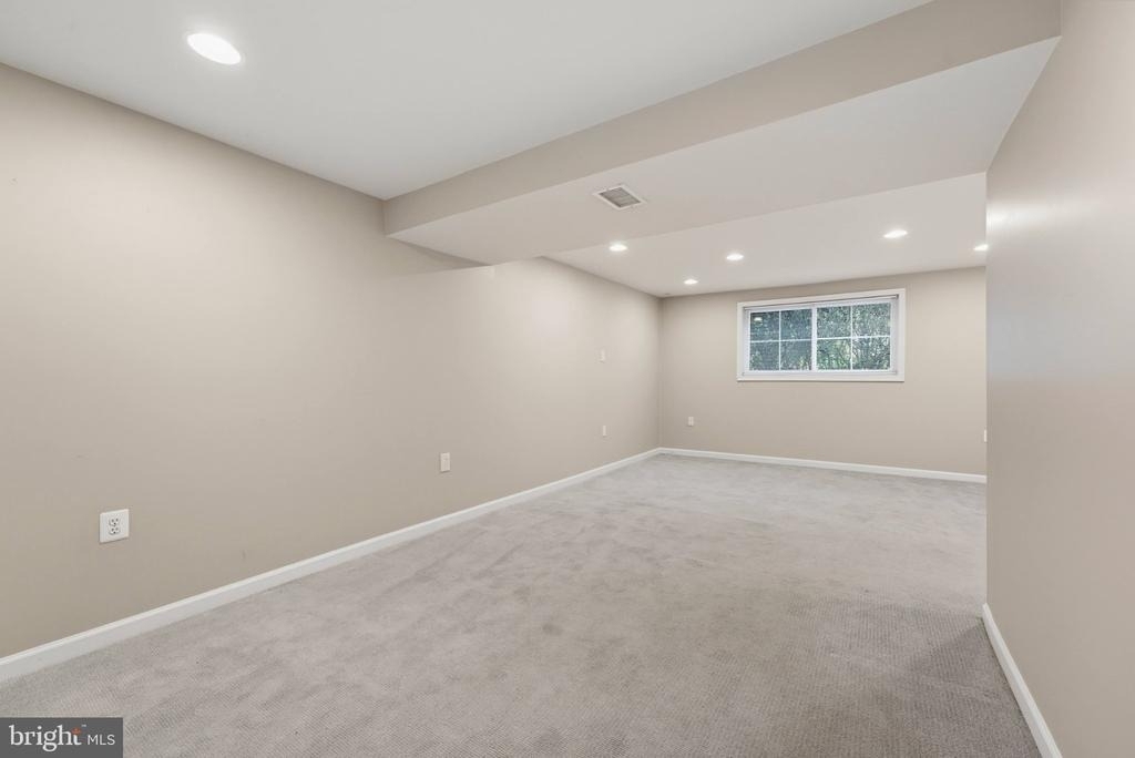 5906 Oak Leather Drive - Photo 25