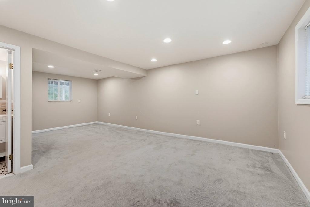 5906 Oak Leather Drive - Photo 21