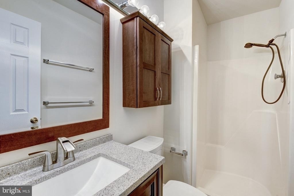 1502 Farsta Court - Photo 41