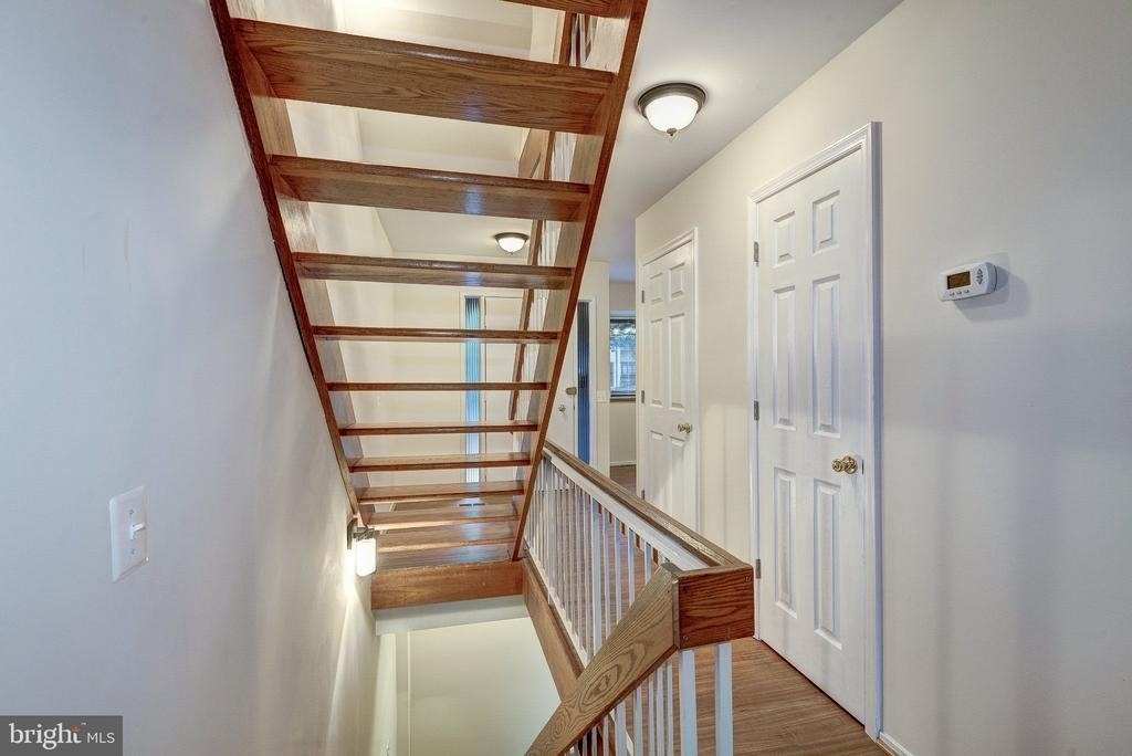 1502 Farsta Court - Photo 4