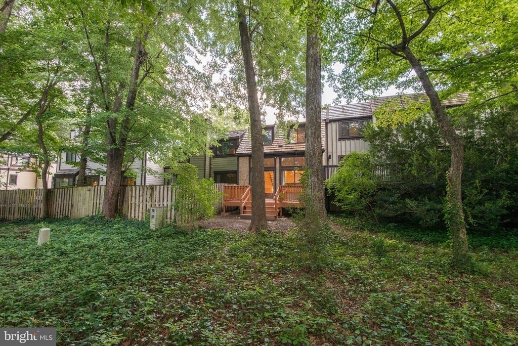1502 Farsta Court - Photo 56