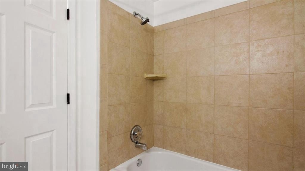 12802 Melvue Court - Photo 11