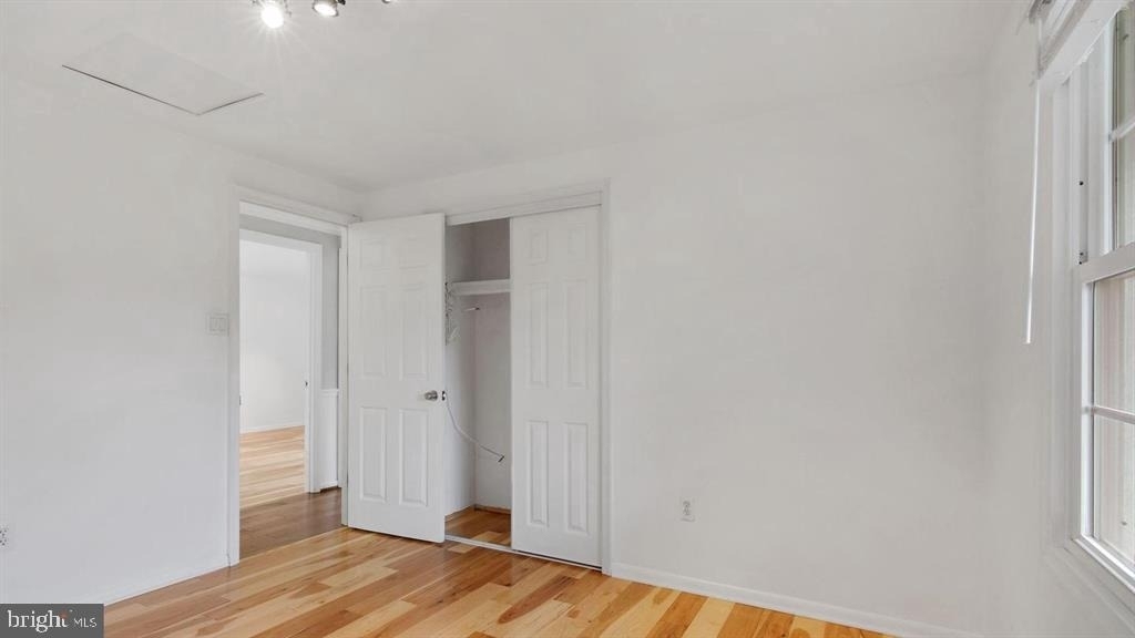 12802 Melvue Court - Photo 9