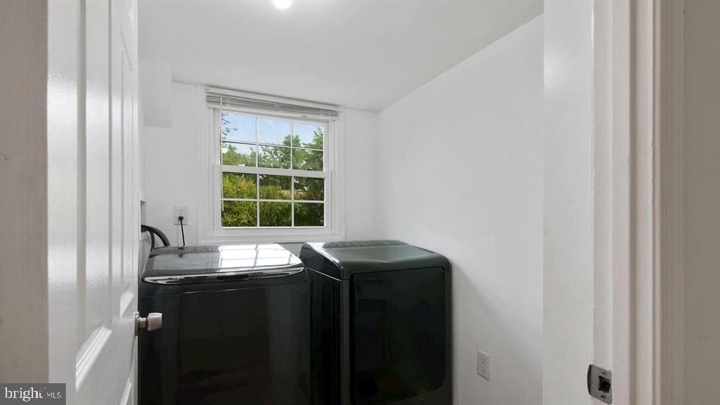 12802 Melvue Court - Photo 27