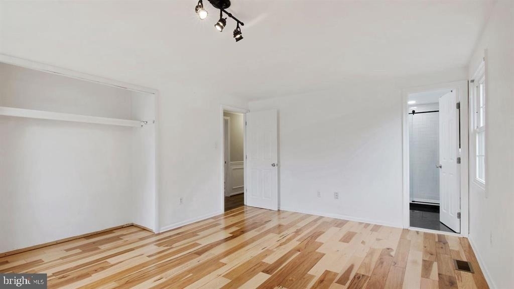 12802 Melvue Court - Photo 13