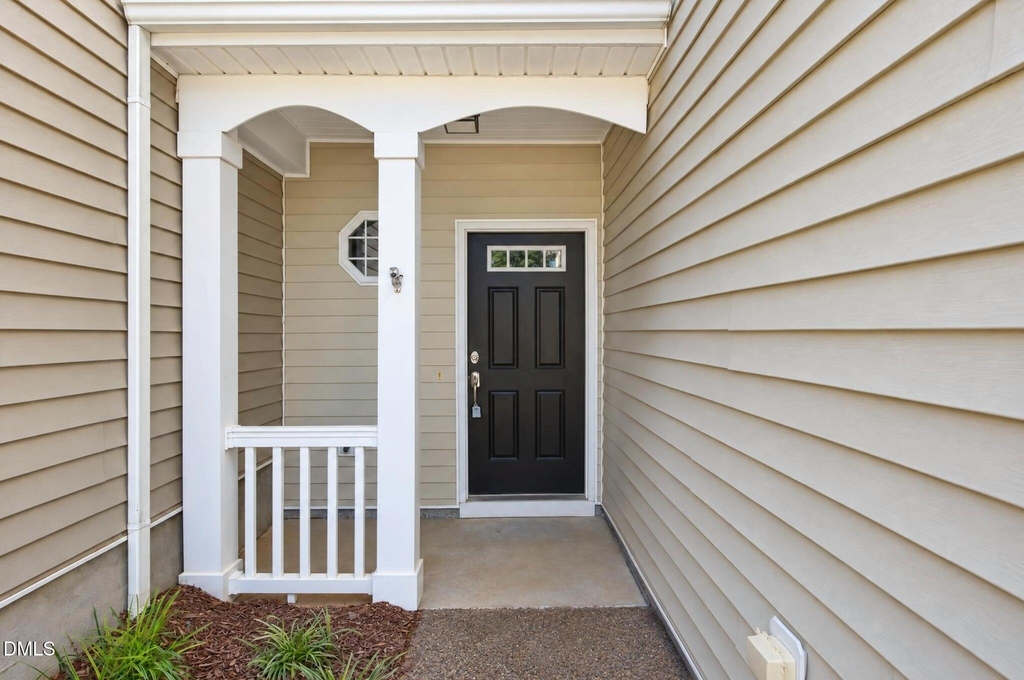2512 Bryarton Village Way - Photo 4