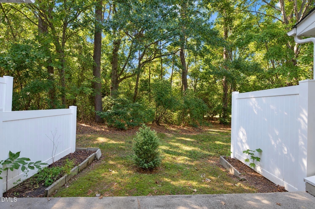 2512 Bryarton Village Way - Photo 32