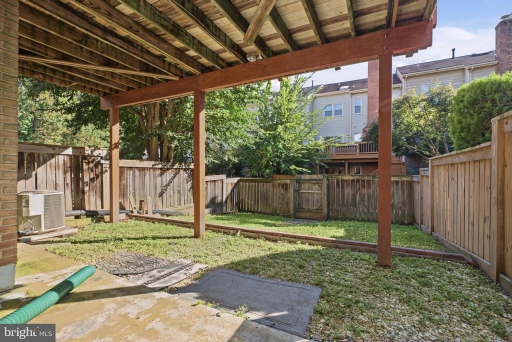 4637 Luxberry Drive - Photo 36