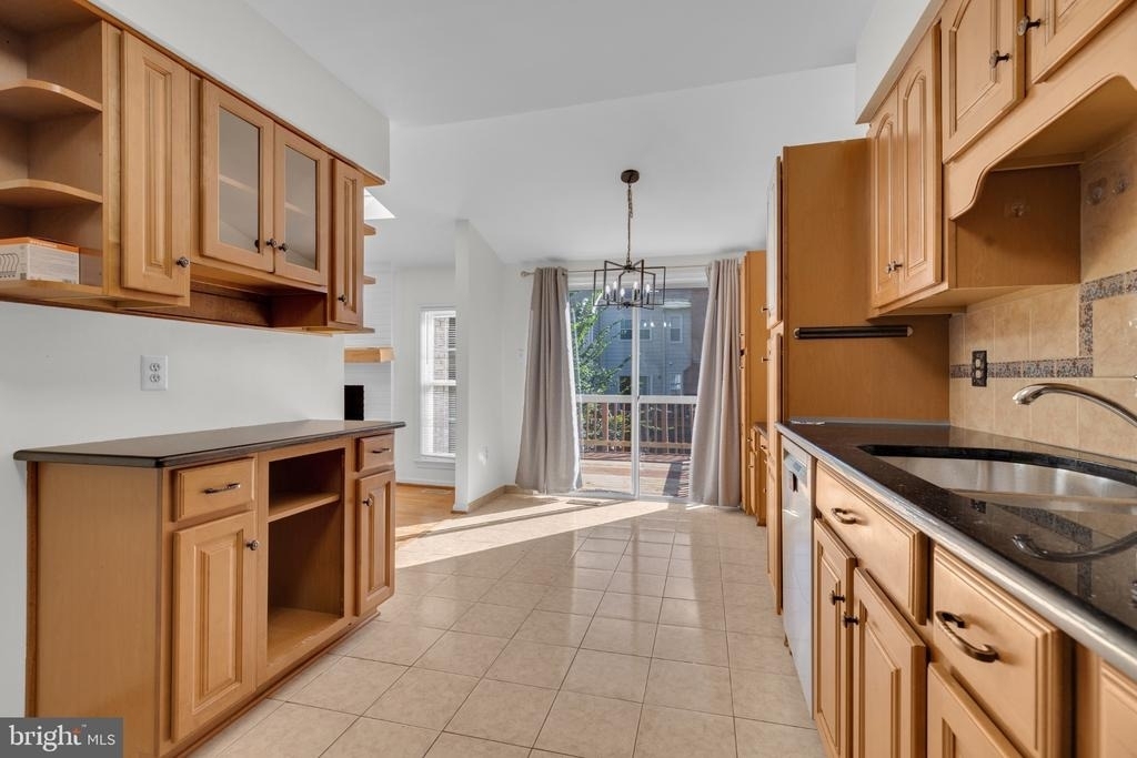 4637 Luxberry Drive - Photo 13